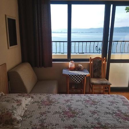 Guest House Tony Νεσέμπαρ Εξωτερικό φωτογραφία