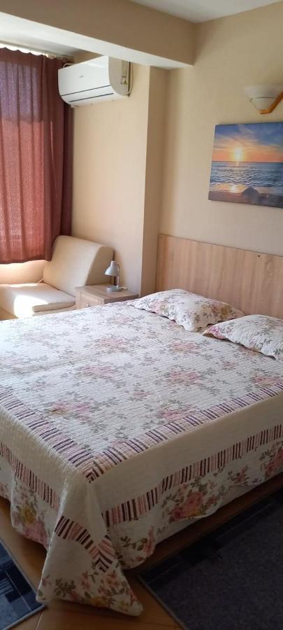 Guest House Tony Νεσέμπαρ Εξωτερικό φωτογραφία