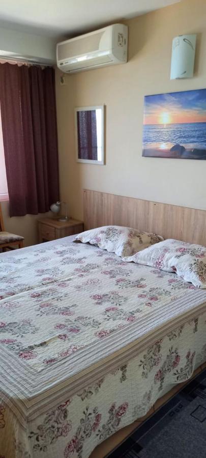 Guest House Tony Νεσέμπαρ Εξωτερικό φωτογραφία